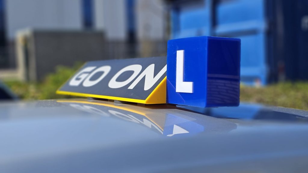 Searching for English driving schools near me in Utrecht