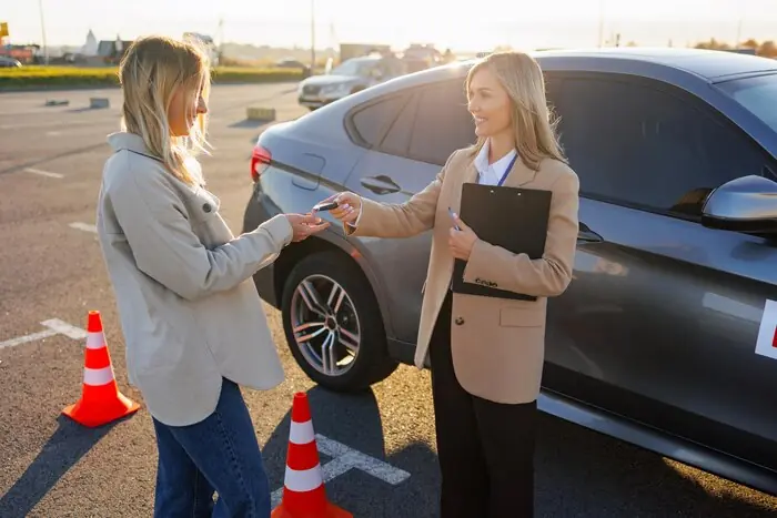 Hoe voorkom je onnodig hoge rijlessen kosten