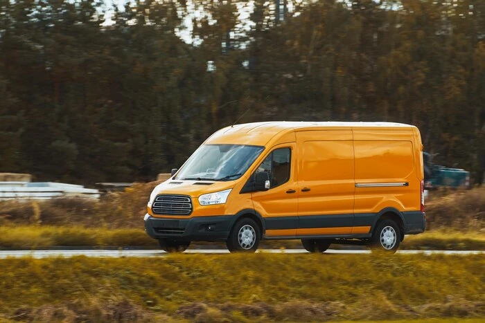 Lesauto van Goon Autorijschool in Utrecht